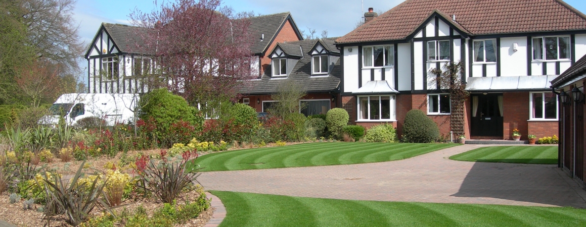 **CLICK HERE** To Buy our Professional Quality Turf for your Garden