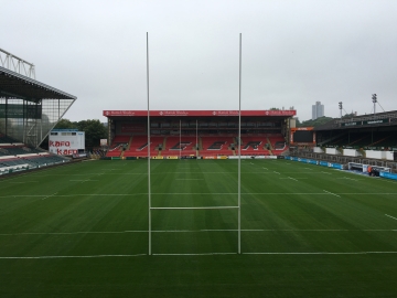 Leicester Tigers stay loyal to a natural pitch